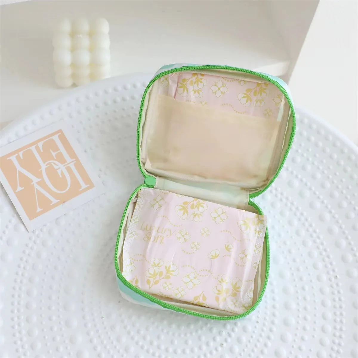 2026 Sanrio Storage Bag Kawaii Hello Kitty Kuromi My Melody Pompomurin Women's Sanitary Napkins Storage Bag